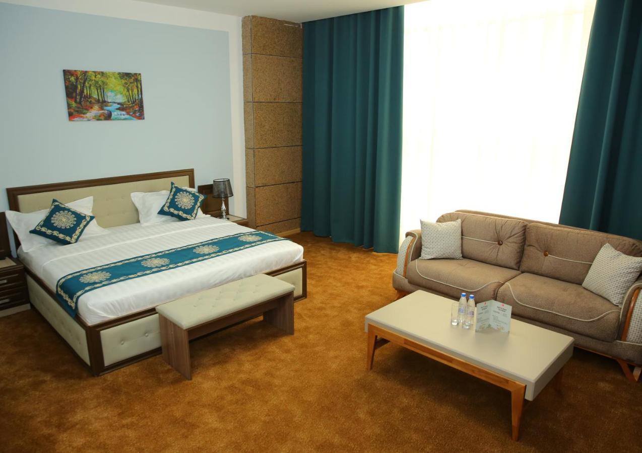 Hotel Shumon Dushanbe Luaran gambar