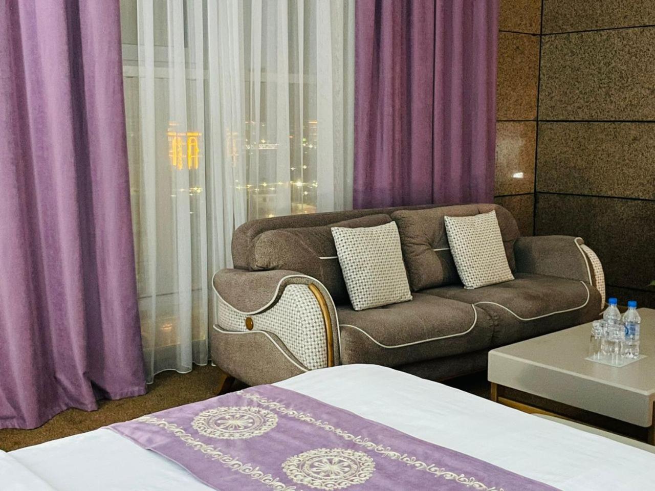 Hotel Shumon Dushanbe Luaran gambar