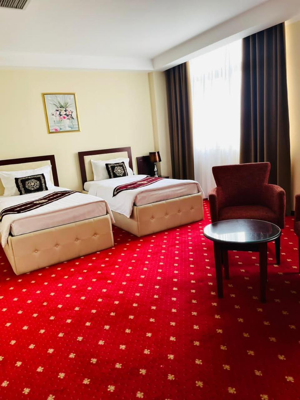 Hotel Shumon Dushanbe Luaran gambar